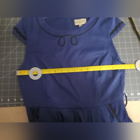 Lindy Bop Retro Style Dress - Picture 3 of 5